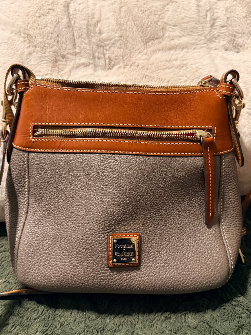 Dooney & Bourke Pebble Grain Crossbody 25